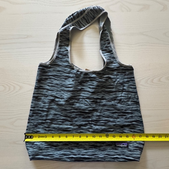 New Patagonia Shopper Tote Bag Upcycled Packable Foldable with Tags - Picture 2 of 6